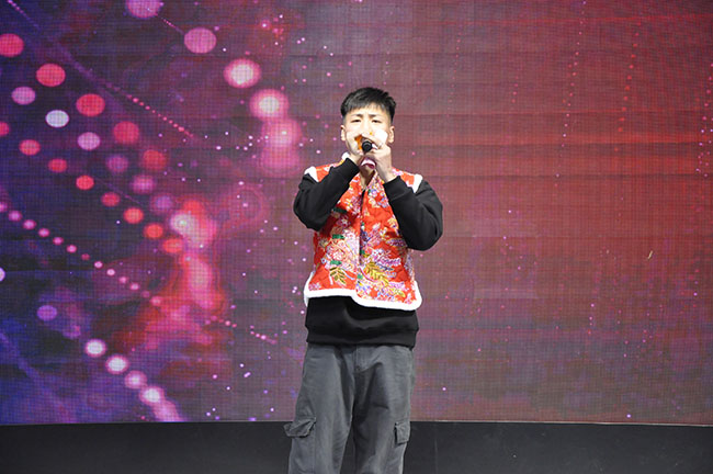 元旦晚會歌曲節目